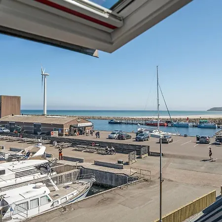 2 Bedroom Awesome In Hébergement de vacances