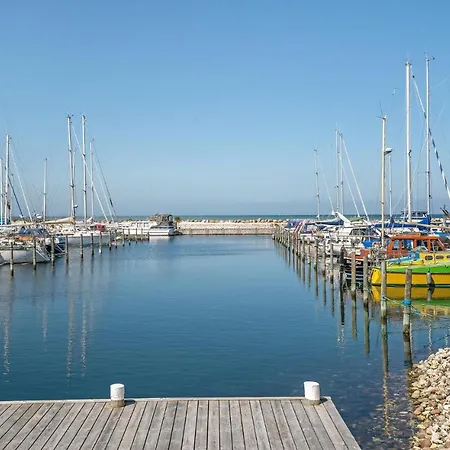 2 Bedroom Awesome In Glesborg